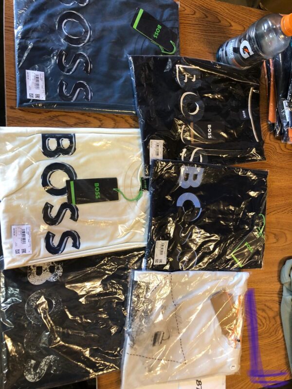 CAJA MASTER DE T-SHIT HUGO BOSS 48 PIEZAS