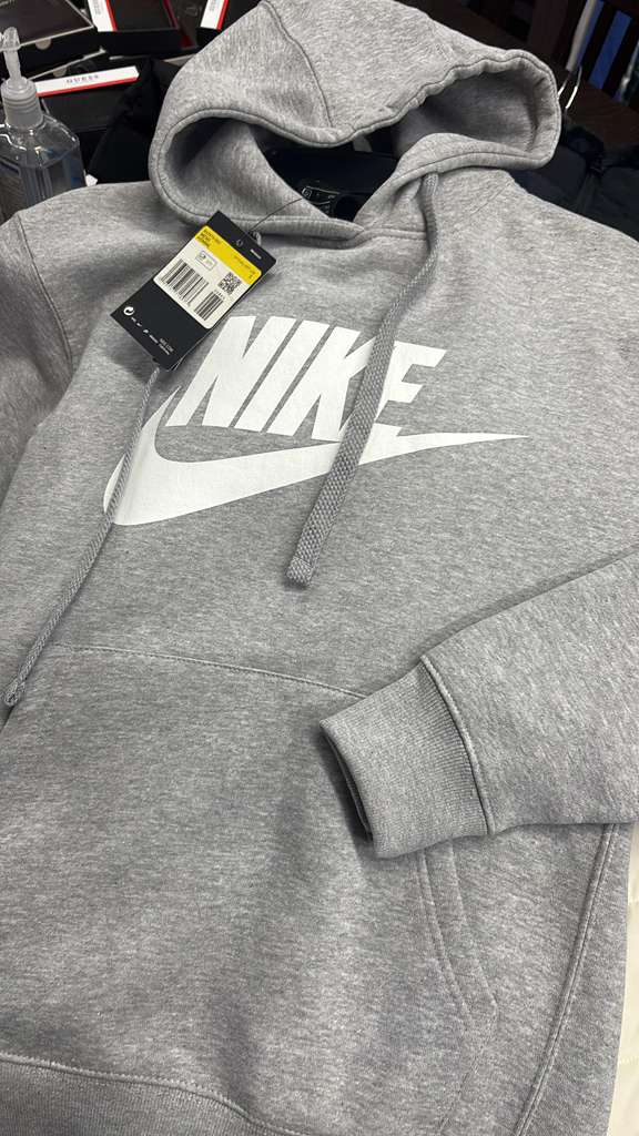 LOTE DE SUDADERAS NIKE 100 PIEZAS